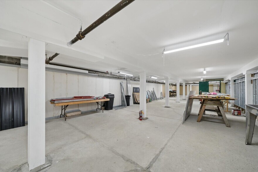 More Photos Of 21 Ann St, Brock Office For Sale