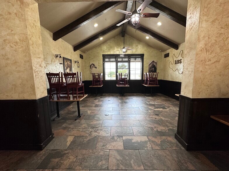 More Photos Of 2805 W Loop 340, Waco Restaurant For Sale