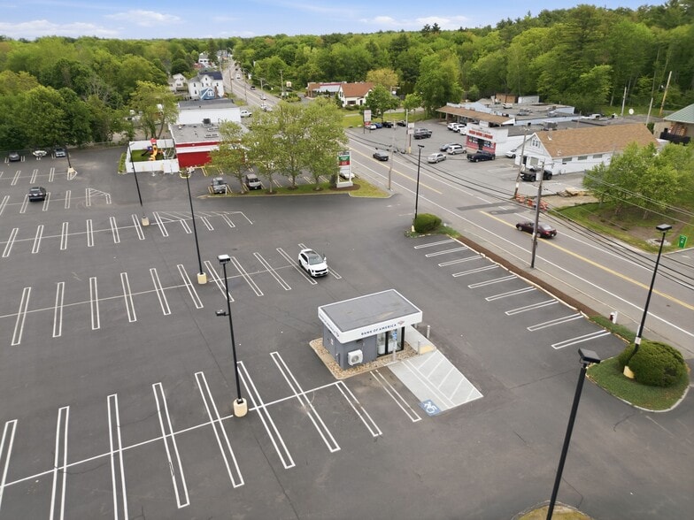 More Photos Of 800 S Franklin St, Holbrook Freestanding For Lease