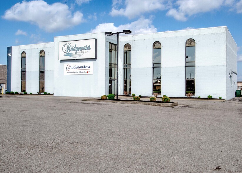 More Photos Of 750 Salem Dr, Owensboro Medical For Sale