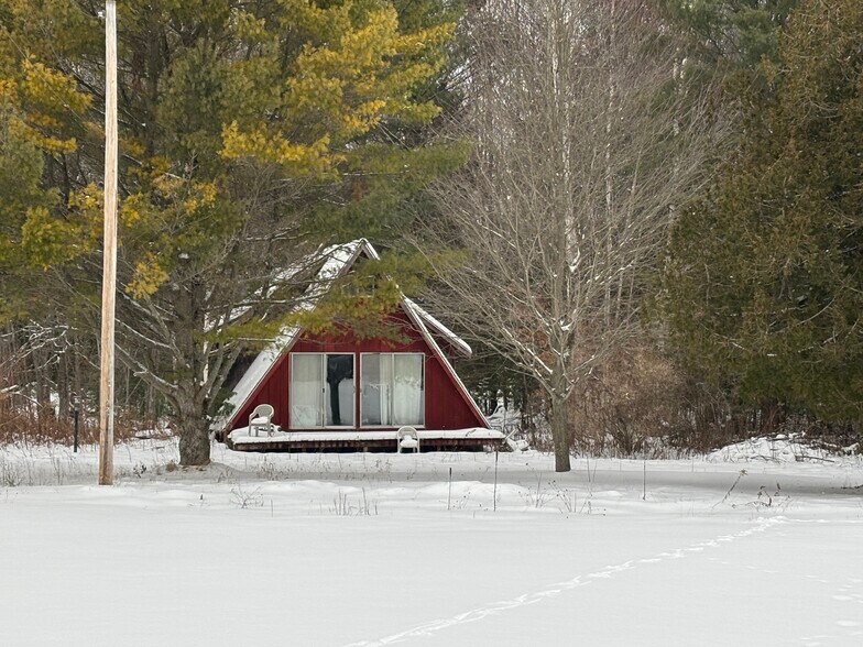 More Photos Of 226 U.S. 23 Hwy, Harrisville Sports And Entertainment For Sale