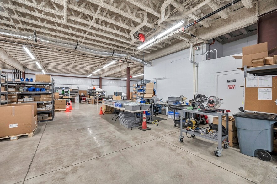 More Photos Of 2090 Sunnydale Blvd, Clearwater Manufacturing For Sale