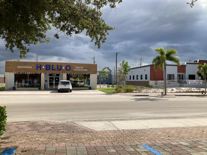 Primary Photo Of 1220 Lafayette St, Cape Coral Freestanding For Sale