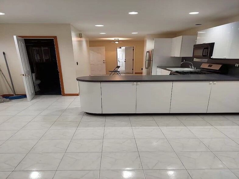 More Photos Of 472 Lake St, Brooklyn Land For Sale