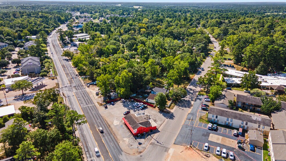 More Photos Of 3010 Sam Houston Ave, Huntsville Land For Sale