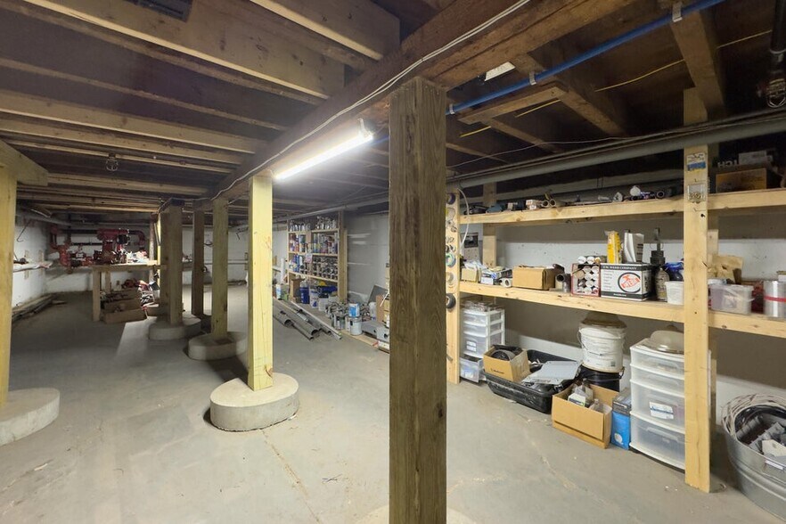 More Photos Of 367 Main St, Rockland Storefront For Sale