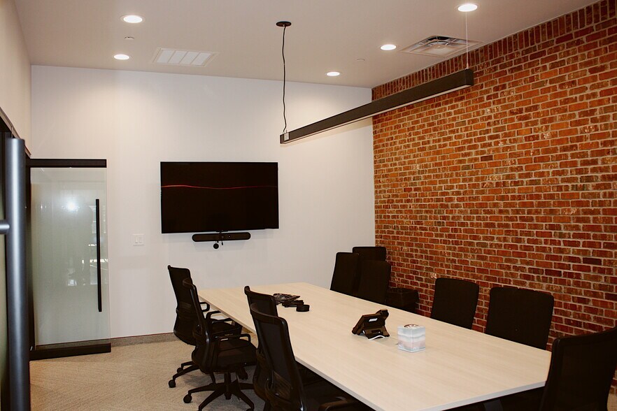 More Photos Of 1344-1350 University Ave, Rochester Research And Development For Lease