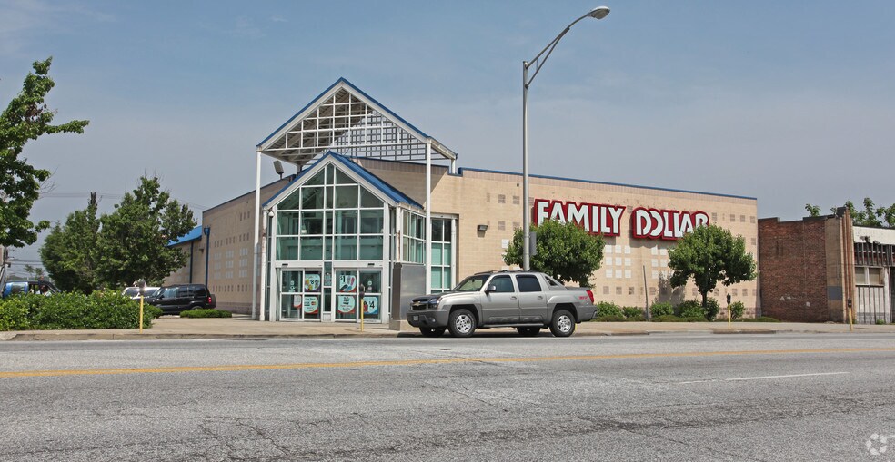 Primary Photo Of 2020 Harford Rd, Baltimore Freestanding For Sale