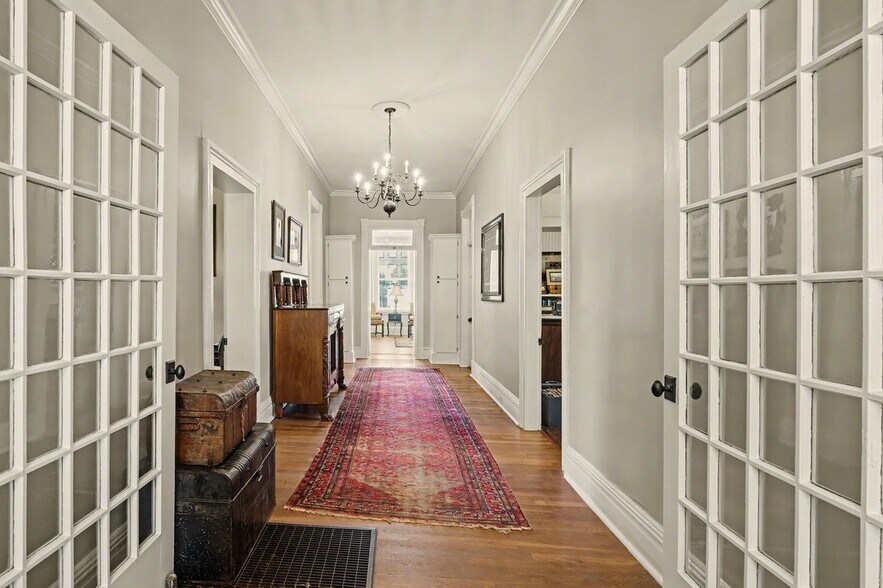 More Photos Of 236 Washington Ave, Marietta Office Residential For Sale