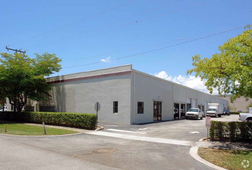 More Photos Of 1599 SW 30th Ave, Boynton Beach Warehouse For Lease