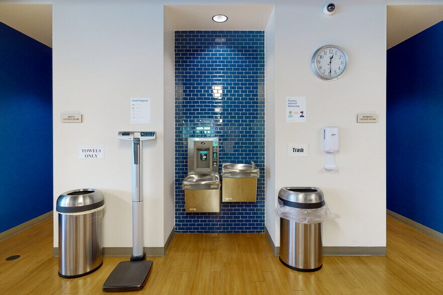 More Photos Of 3989 N Shore Dr, Bryan Medical For Lease