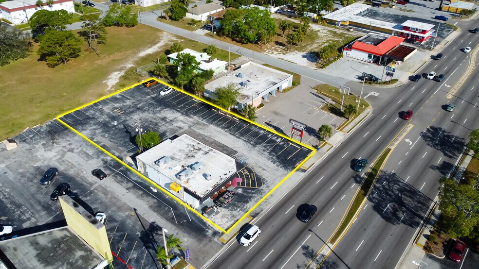 More Photos Of 3090 34th St N, Saint Petersburg Restaurant For Lease