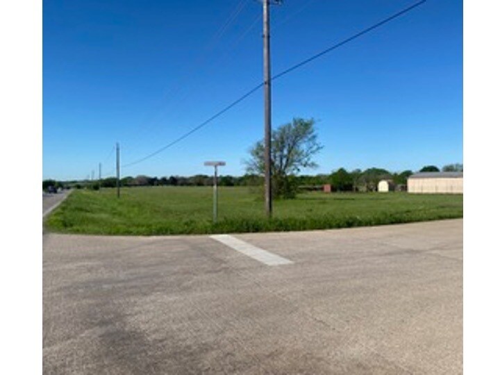 More Photos Of TBD 12b Hawk st, Red Oak Land For Sale