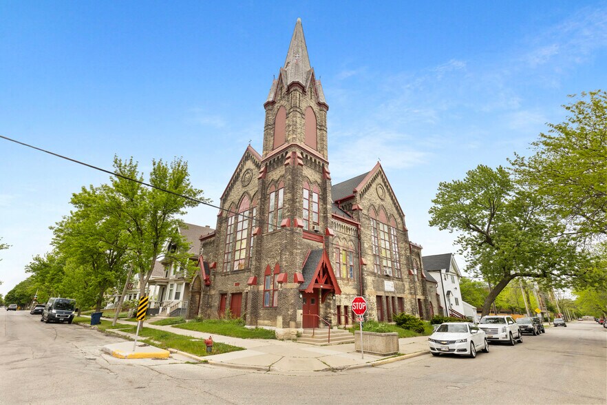 More Photos Of 140 W Garfield Ave, Milwaukee Religious Facility For Sale