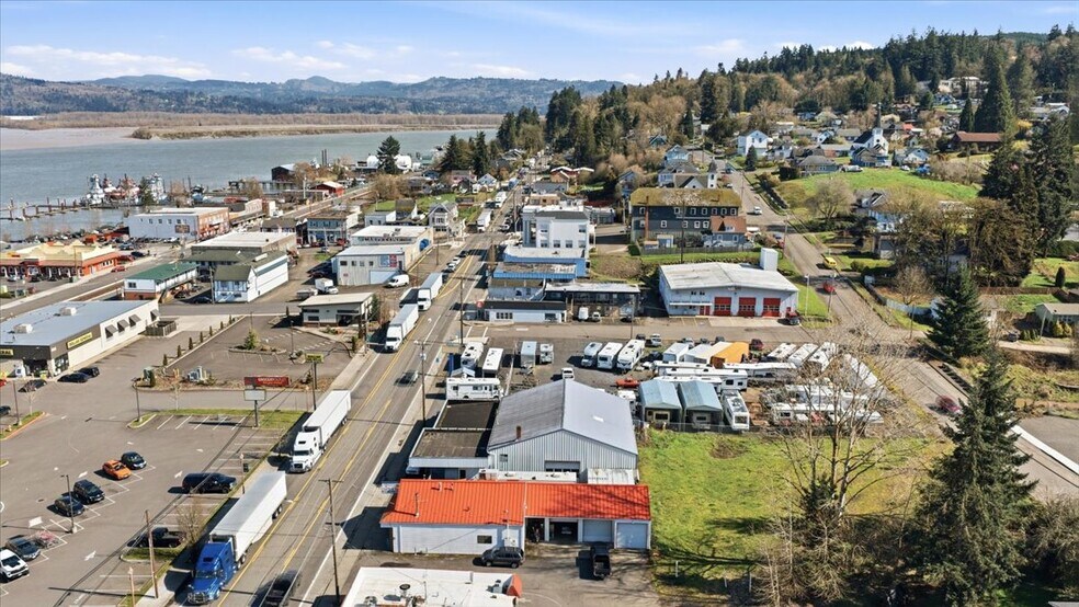 More Photos Of 222 W B St, Rainier General Retail For Sale