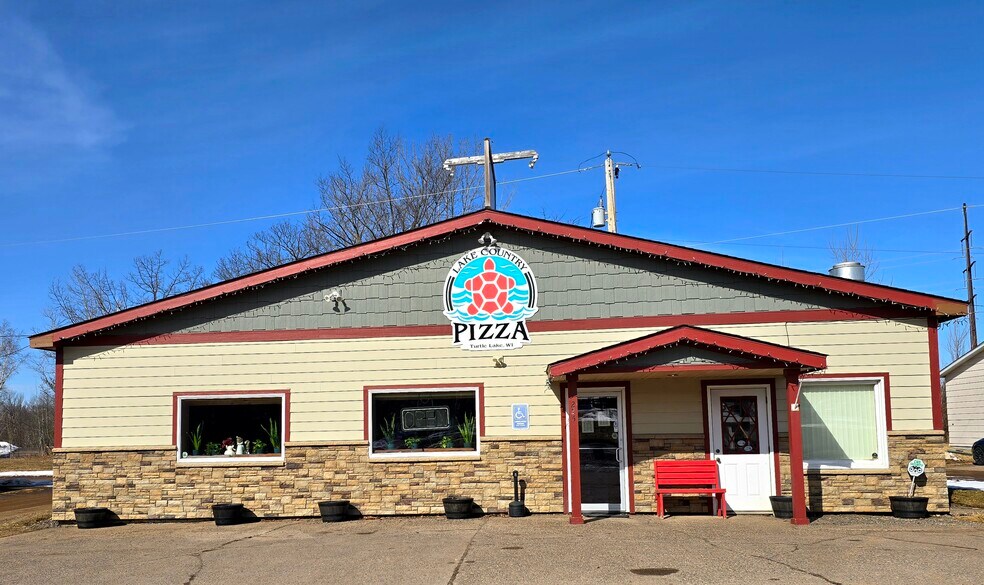 More Photos Of 225 US-8 Hwy, Turtle Lake General Retail For Sale