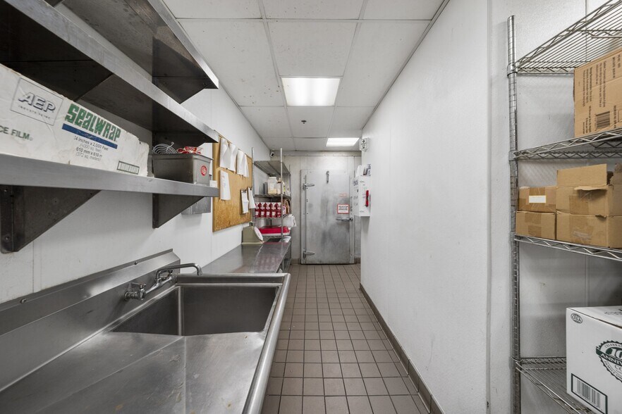 More Photos Of 8790 Central Ave, Montclair Fast Food For Sale