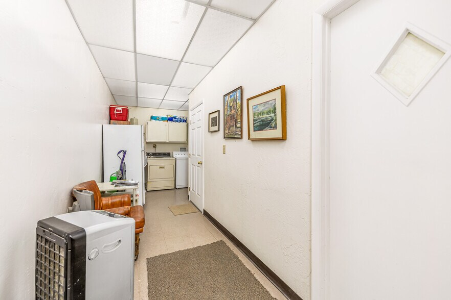 More Photos Of 875 W Main St, Cedaredge Flex For Sale