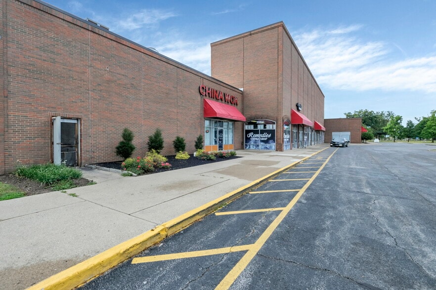 More Photos Of 221 Summits St, Celina Unknown For Lease