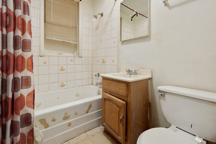 More Photos Of 6355-6357 S Francisco Ave, Chicago Apartments For Sale