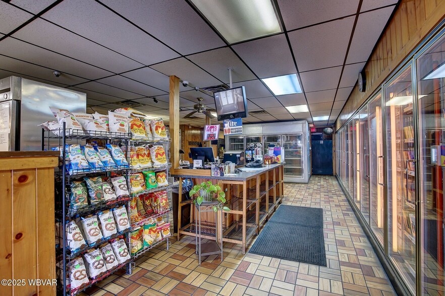 More Photos Of 505 Washington Blvd, Williamsport Restaurant For Sale