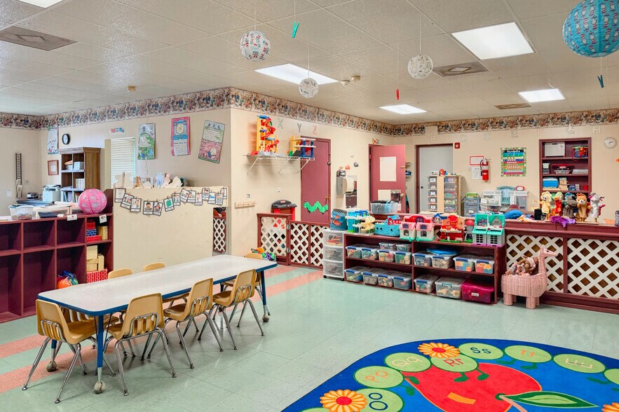 More Photos Of 15375 AL Highway 24, Moulton Daycare Center For Sale