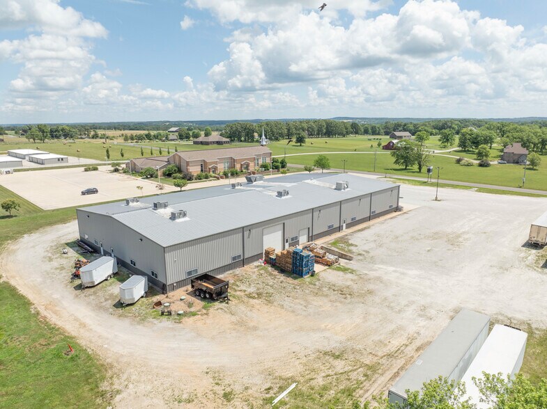 More Photos Of 3099 Highway 95, Mountain Grove Restaurant For Sale