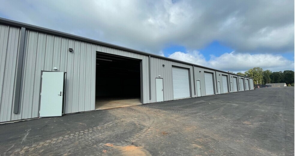 More Photos Of 1661 Inman Rd, Wellford Industrial For Lease