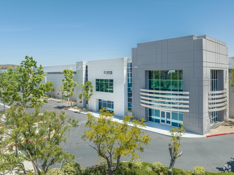 More Photos Of 29120 Commerce Center Dr, Valencia Manufacturing For Lease