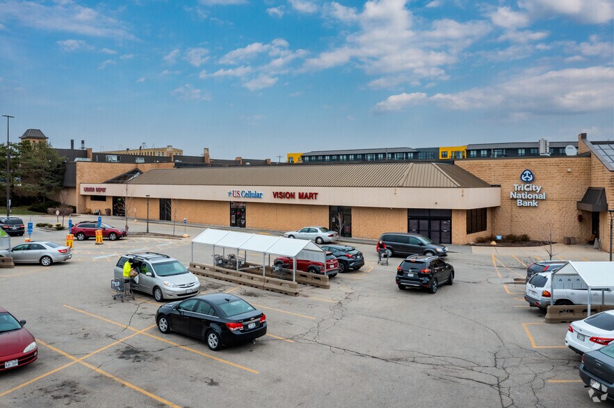 More Photos Of 6743 W Greenfield Ave, West Allis Unknown For Lease