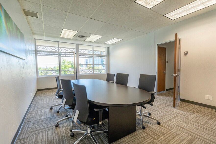 More Photos Of 901 H St, Sacramento Office For Lease