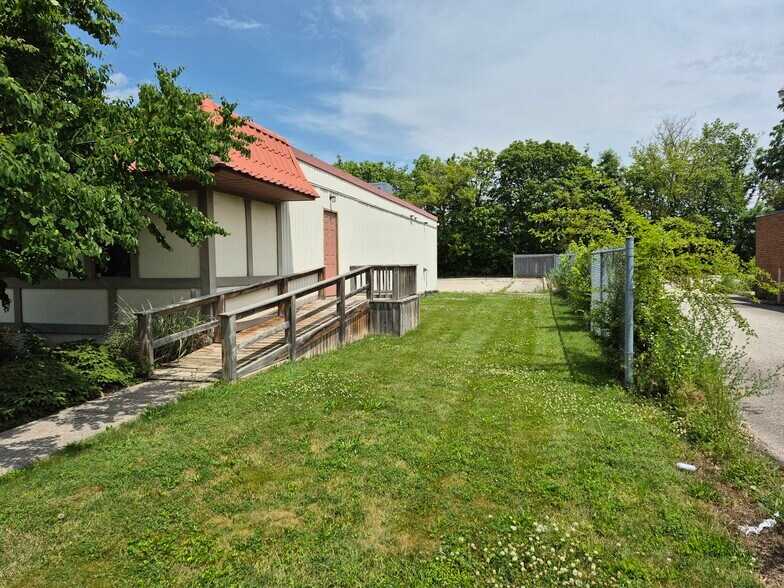 More Photos Of 380 Lyndoch St, Corunna Restaurant For Sale