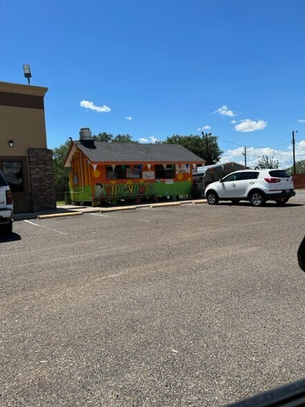 More Photos Of 3509 E Main Ave, Alton Medical For Sale