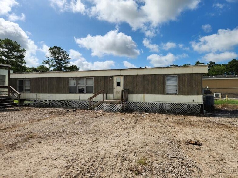 More Photos Of 14090 County Road 282, Alvin Land For Lease