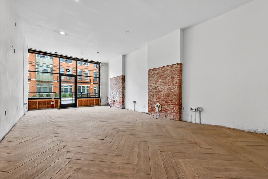 More Photos Of 521 Larimer Ave, Pittsburgh General Retail For Lease