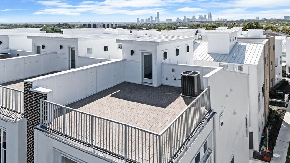 More Photos Of 3824 Berkman Dr, Austin Office Residential For Sale