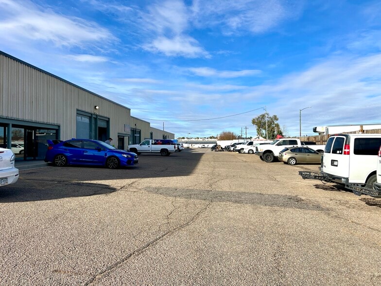 More Photos Of 6340 W 56th Ave, Arvada Warehouse For Lease