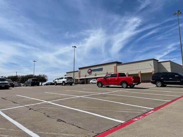 More Photos Of 1130-1131 N Walnut Creek Dr, Mansfield Land For Sale