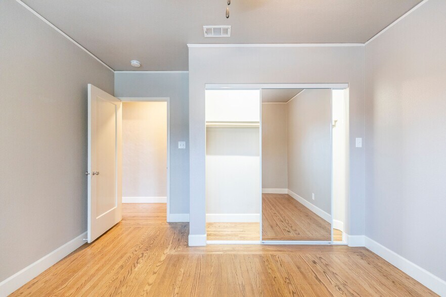 More Photos Of 2229 24th St, Sacramento Apartments For Sale