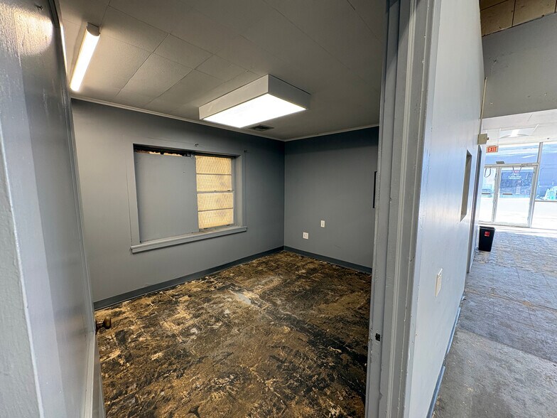 More Photos Of 815 Asbury Ave, Asbury Park Freestanding For Lease