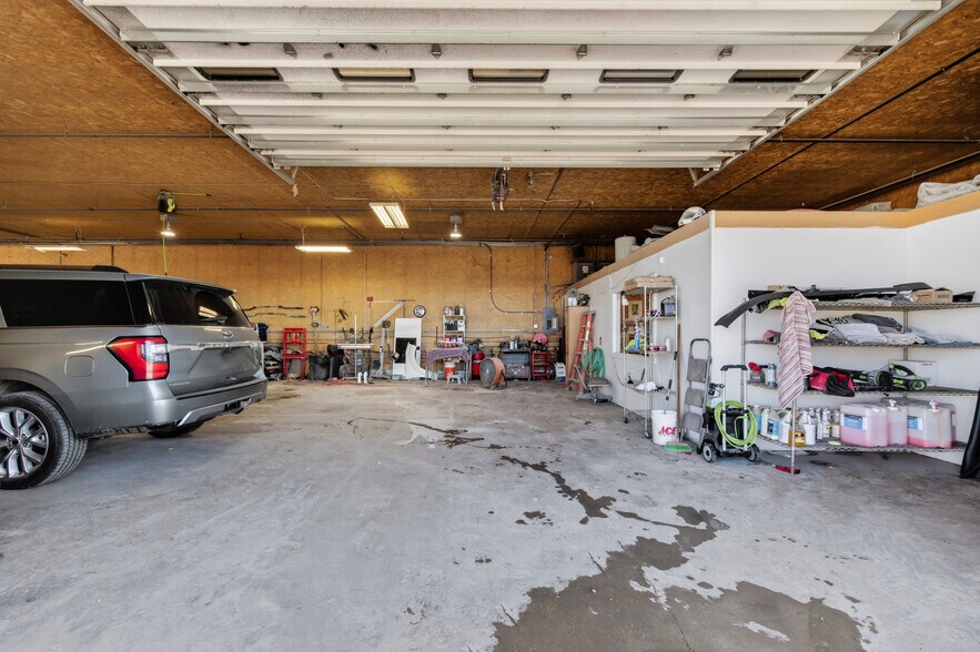 More Photos Of 601 S 10th St, Gunnison Warehouse For Sale