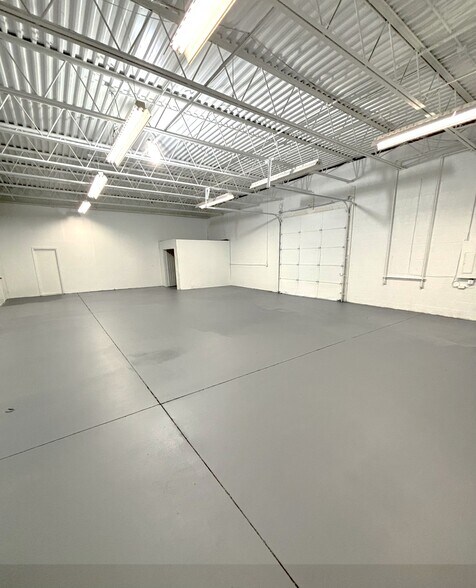 More Photos Of 5222-5232 Tractor Rd, Toledo Unknown For Lease