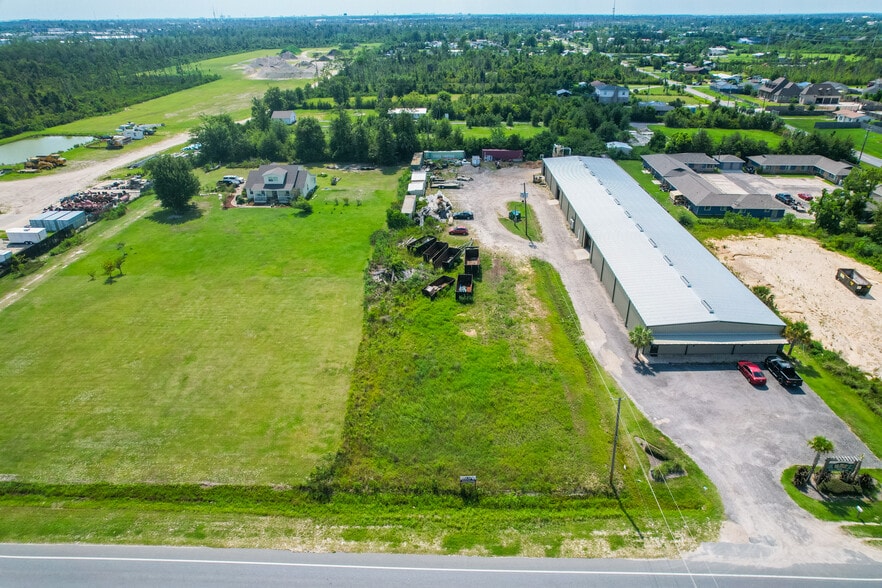 More Photos Of 2325 Transmitter Rd, Panama City Warehouse For Lease