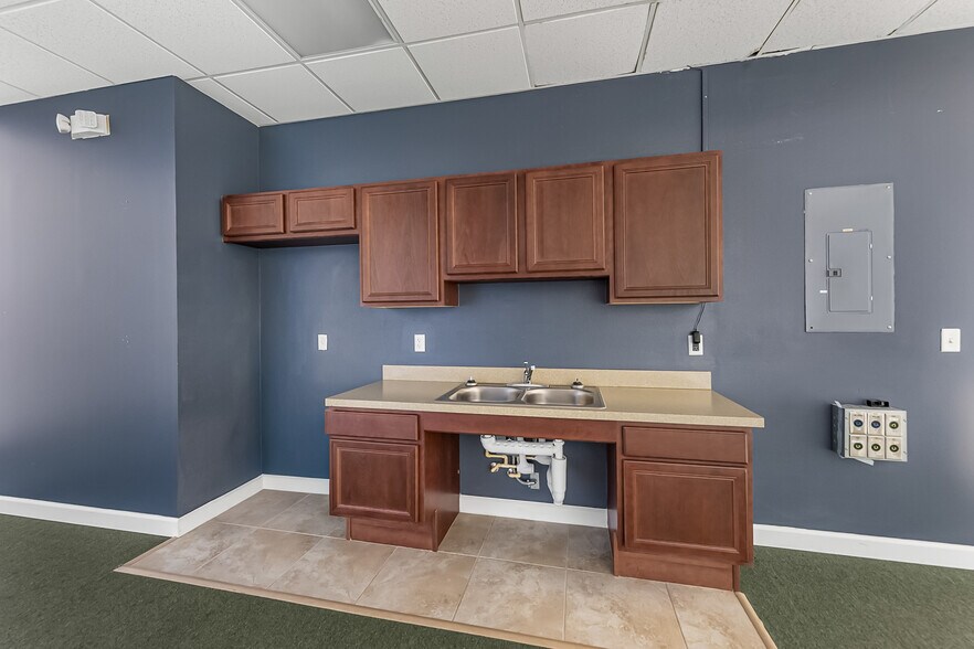 More Photos Of 3270 Highway A1A, Melbourne Beach Office For Sale