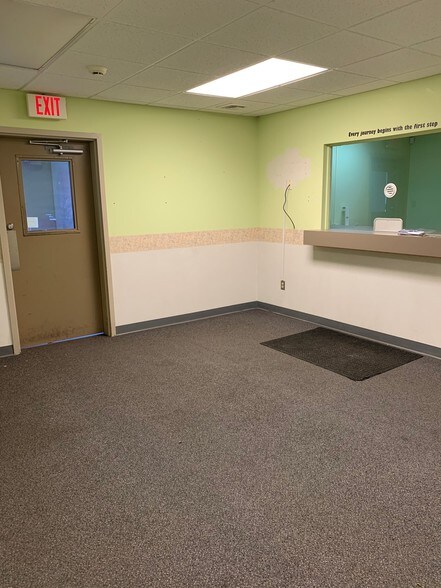 More Photos Of 1151 Pocono Blvd, Mount Pocono Medical For Lease