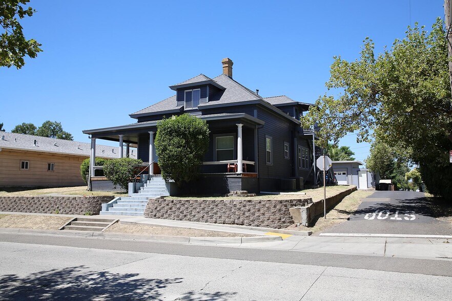 More Photos Of 409 Washington Blvd, Roseville Apartments For Sale