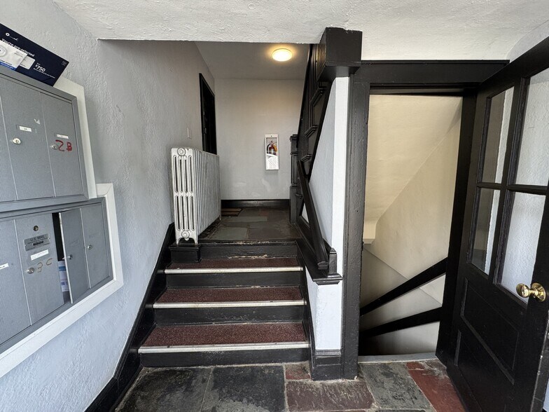 More Photos Of 59 Ferris Pl, Ossining Apartments For Sale