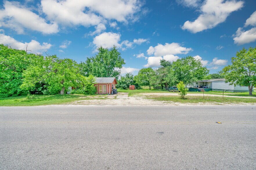 More Photos Of 4180 Koppe Bridge Rd, College Station Office For Sale