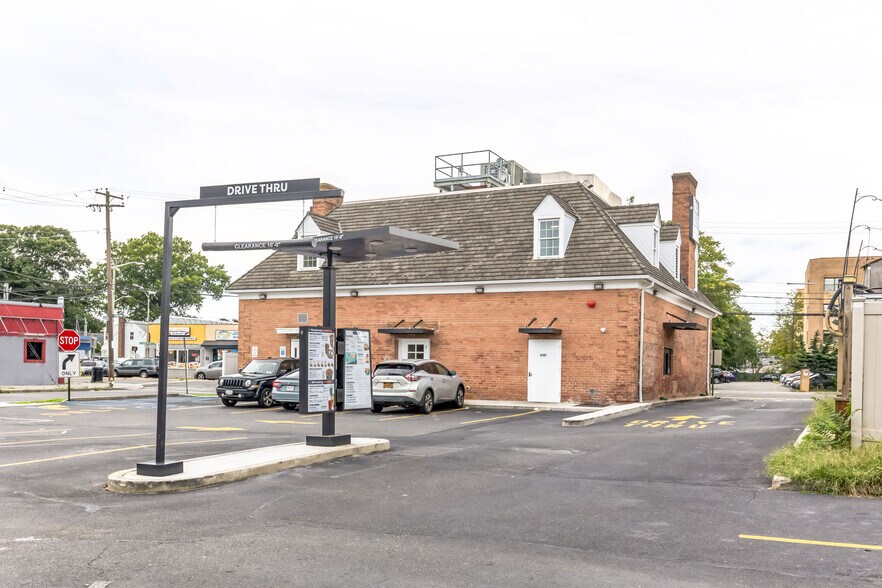 More Photos Of 730 Fulton Ave, Hempstead Restaurant For Sale