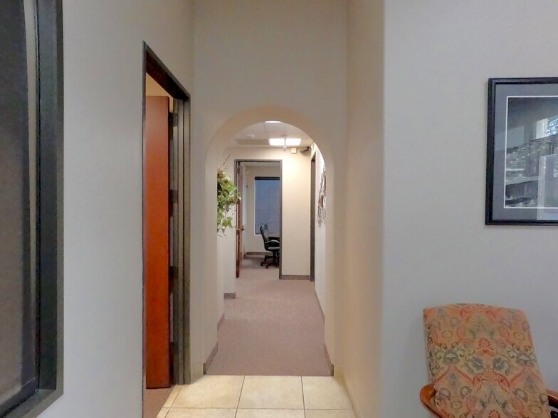 More Photos Of 6570 Naaman Forest Blvd, Garland Medical For Sale